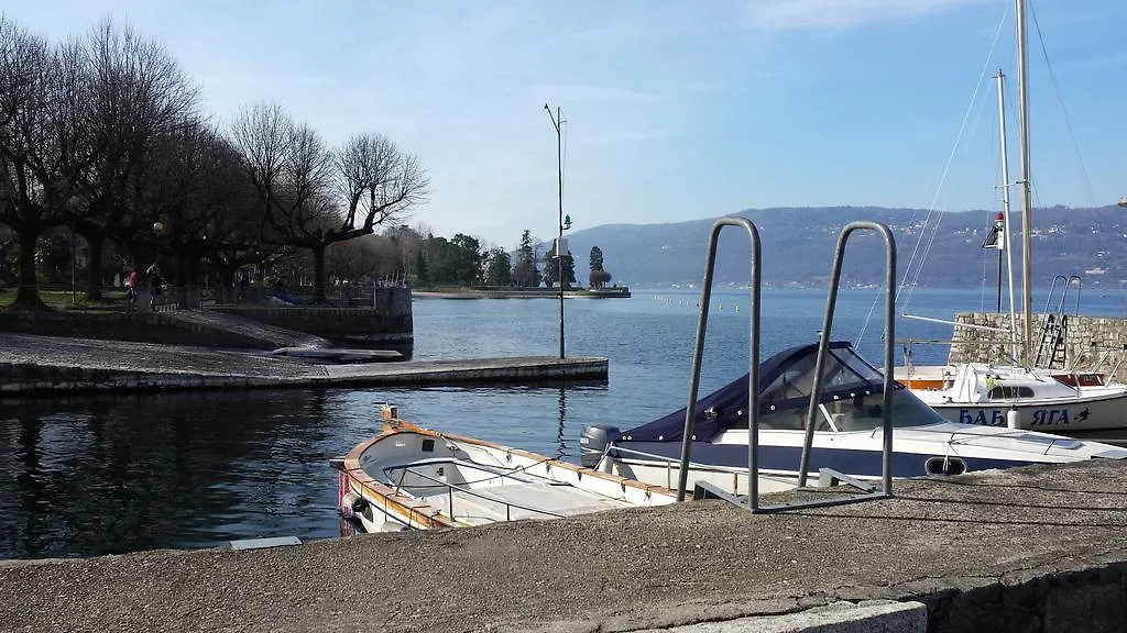 Appartamento Piccolo Porto di Cerro Laveno-Mombello 0*,