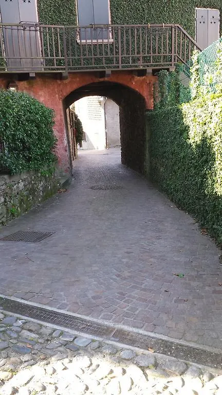 Appartamento Piccolo Porto di Cerro Laveno-Mombello 0*,  Italia
