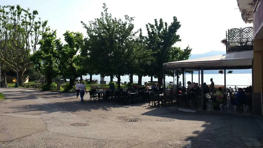 Appartamento Piccolo Porto di Cerro Laveno-Mombello 0*,